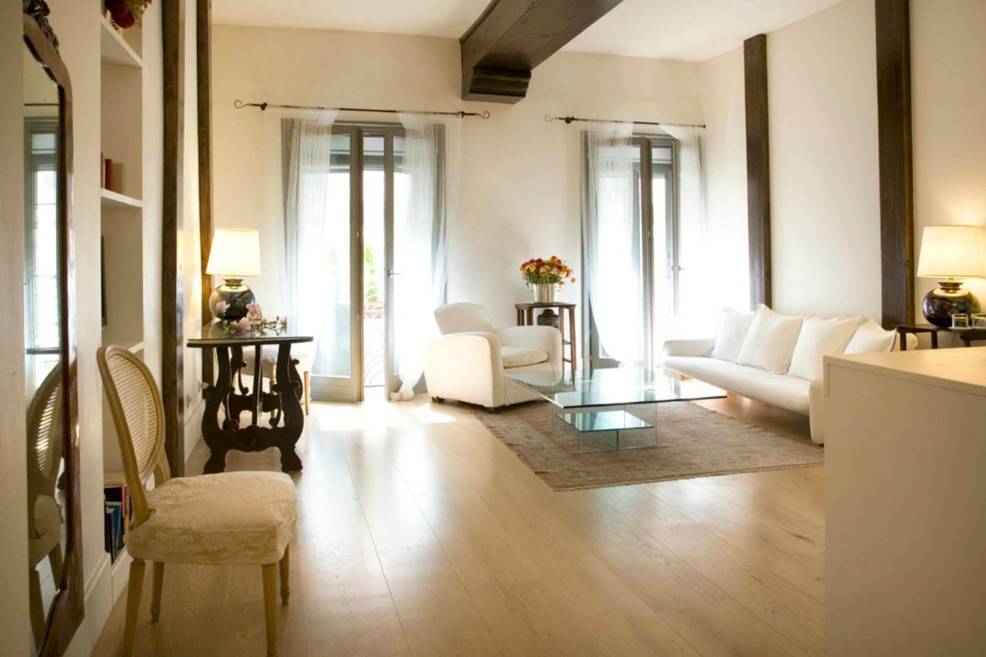 Milano Suites Exterior foto